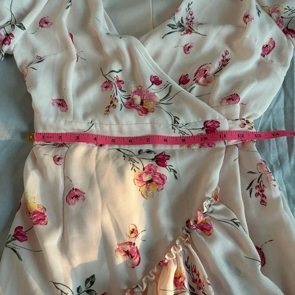 Forever 21 Light Pink Floral Long Sleeve Wrap Dress Mini size M - Picture 12 of 13